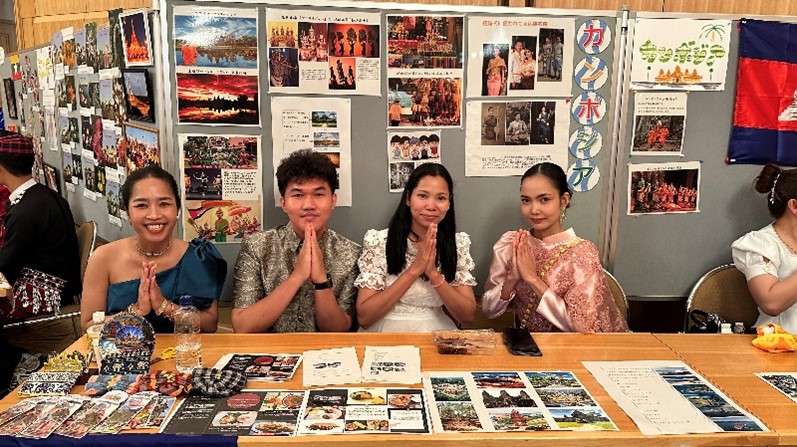 日本語でカンボジアを紹介する場にて